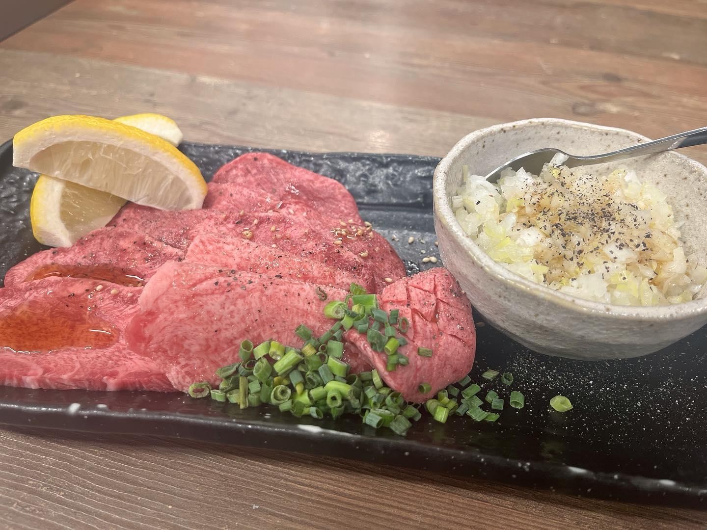 狸小路・すすきので贅沢焼肉!和牛食べ放題を満喫!