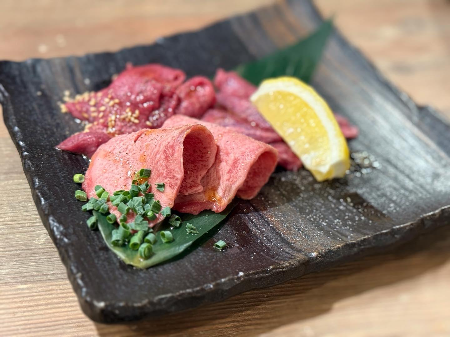 【全卓喫煙可×すすきの×飲み放題】深夜2時まで営業中です《昌苑 三条店》